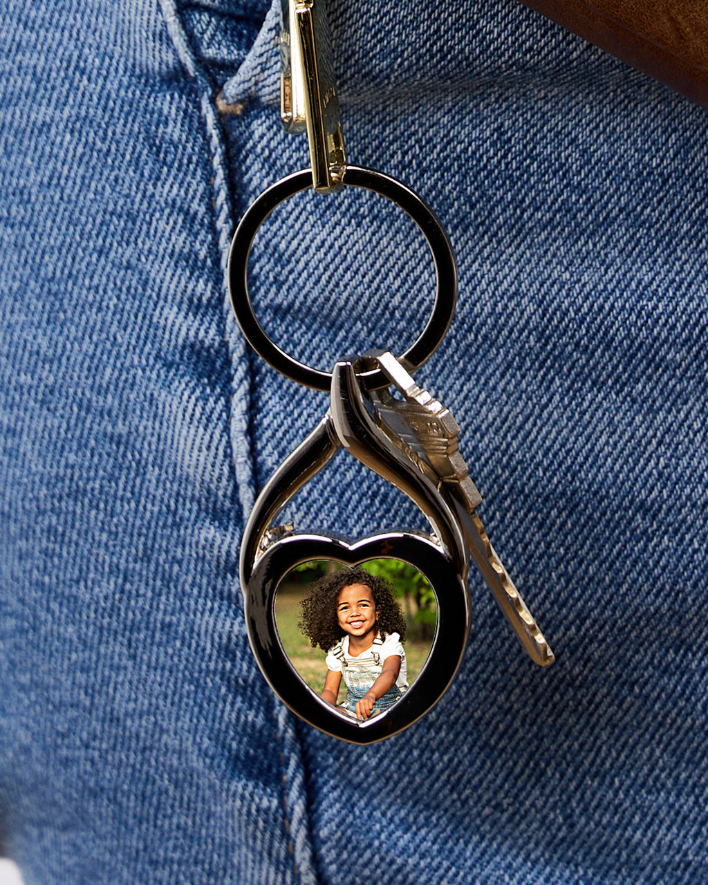 Memorial Stainless Steel Engravable Heart Photo Laser Keychain
