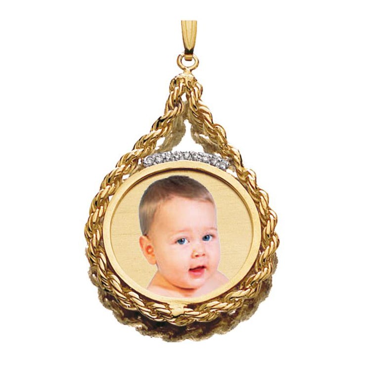 Roped Round w/9 Diamonds Photo Engraved Pendant