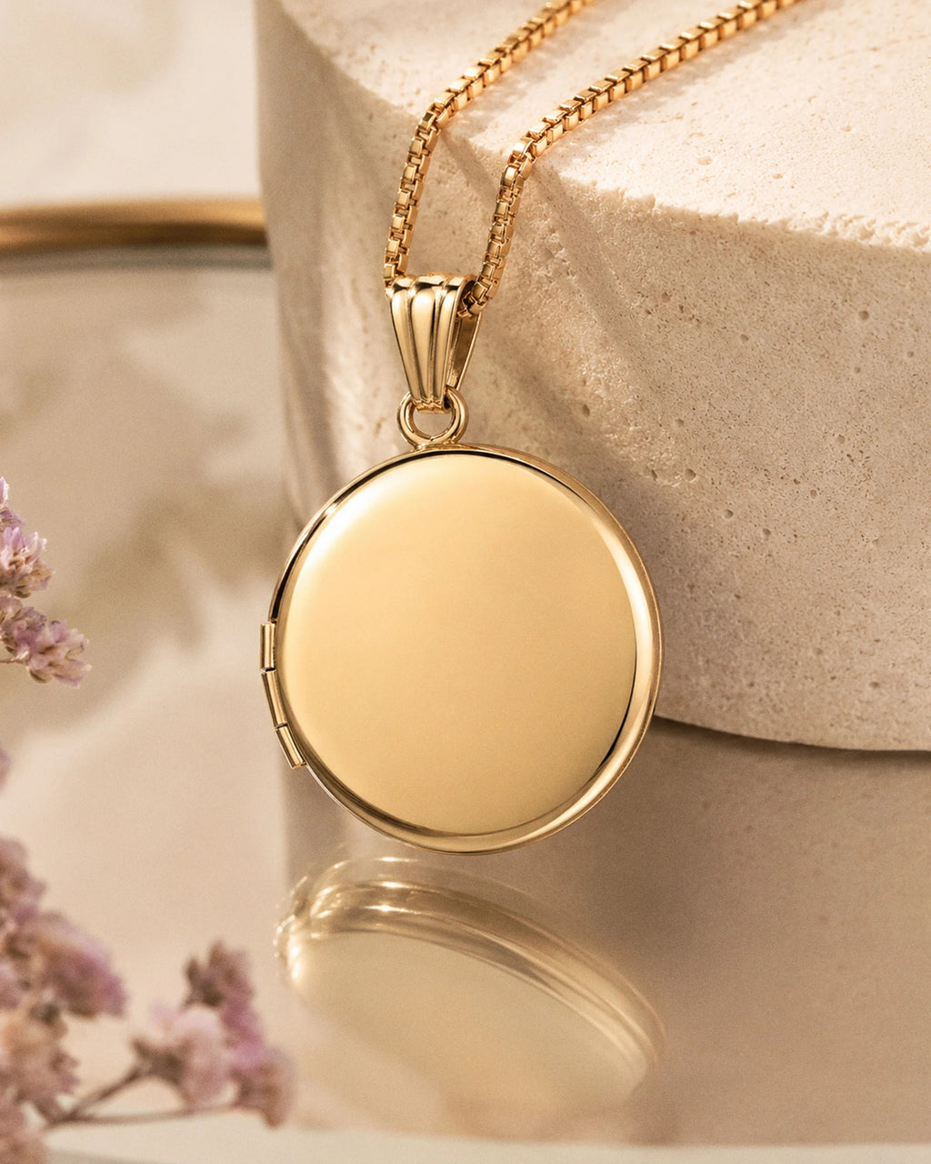 14K Gold Filled Round Photo Locket - lifestyle