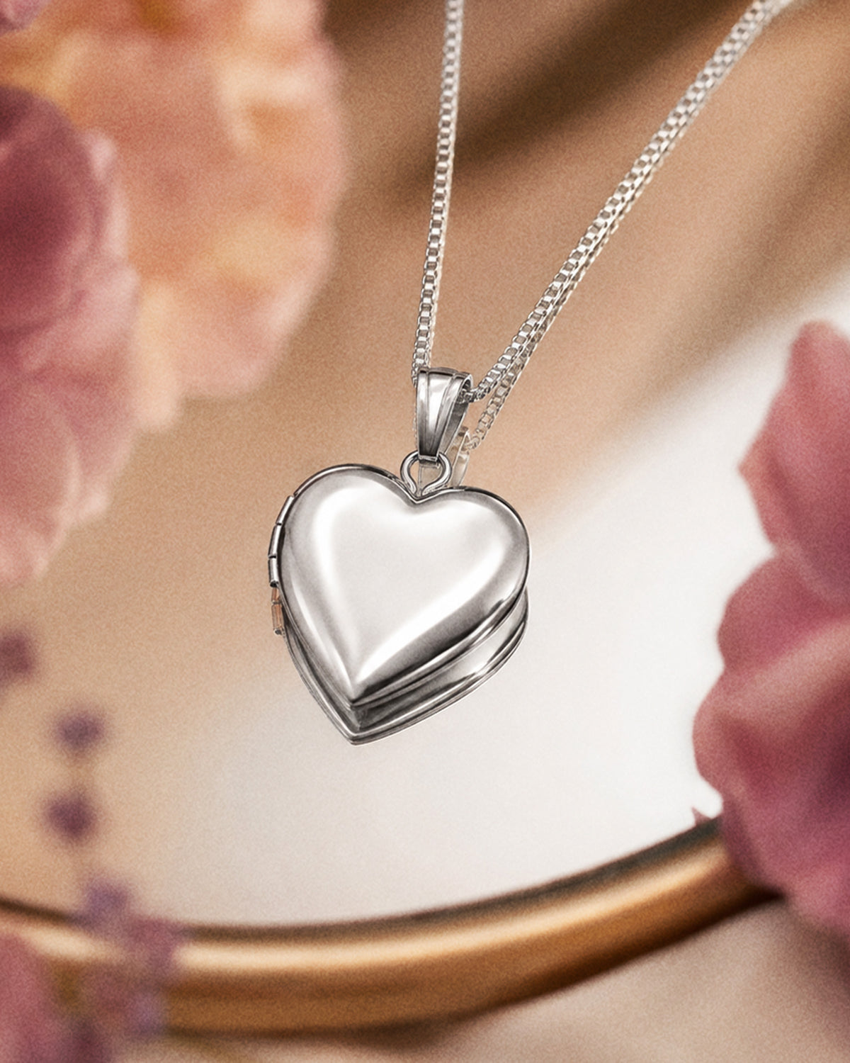14k White Gold Small Heart Photo Locket - lifestyle