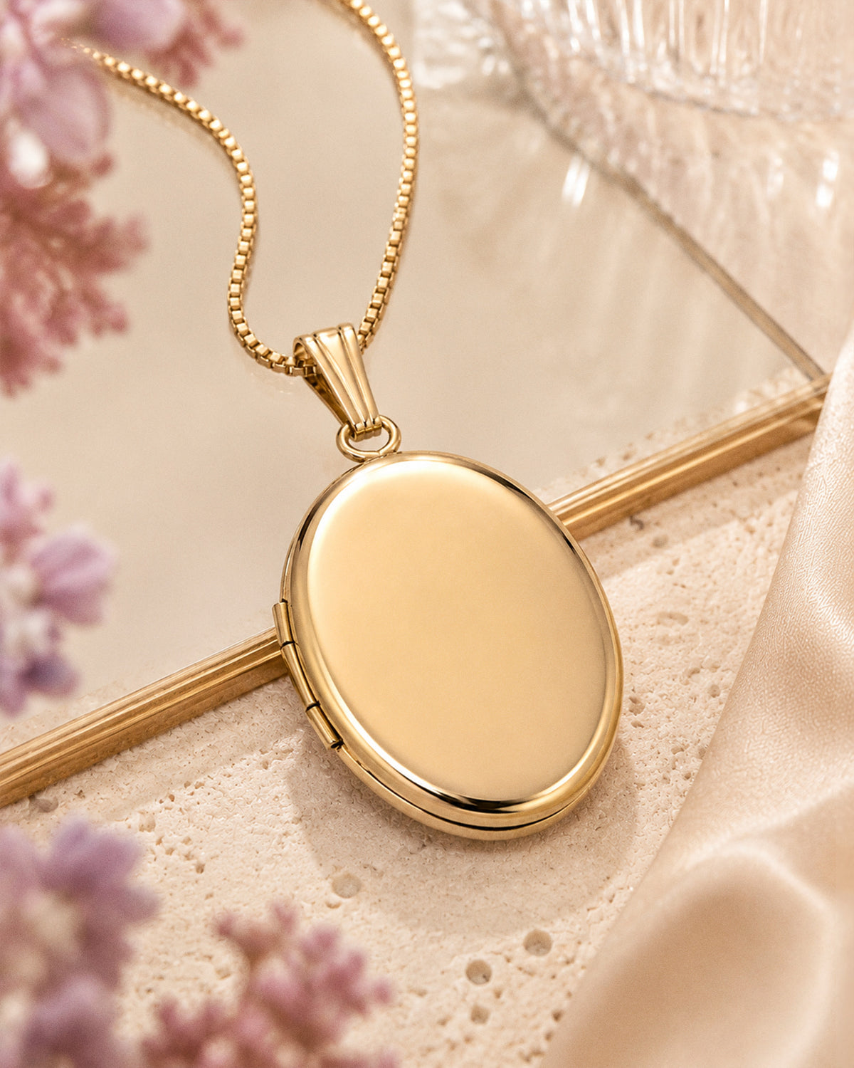 14k Gold Filled Small Oval Photo Locket - 1/2 inch x 2/3 inch - lifestyle