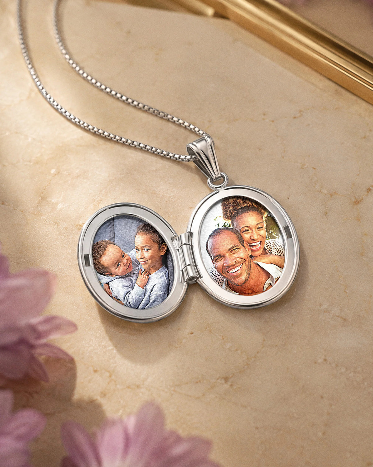 Sterling Silver Plain Oval Photo Locket - lifestyle