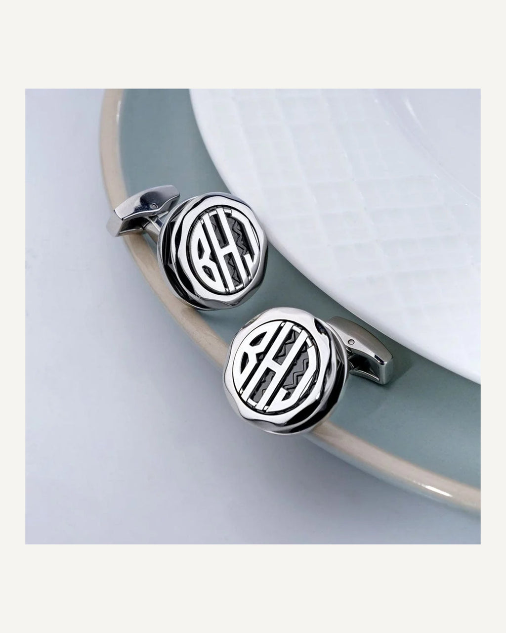 Round Monogram Cuff links With Ripple Pattern