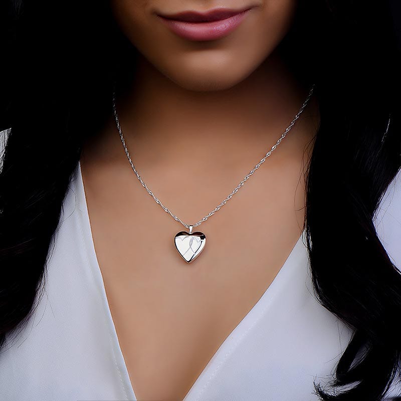 Silver "Interlocking Hearts" Heart Photo Locket