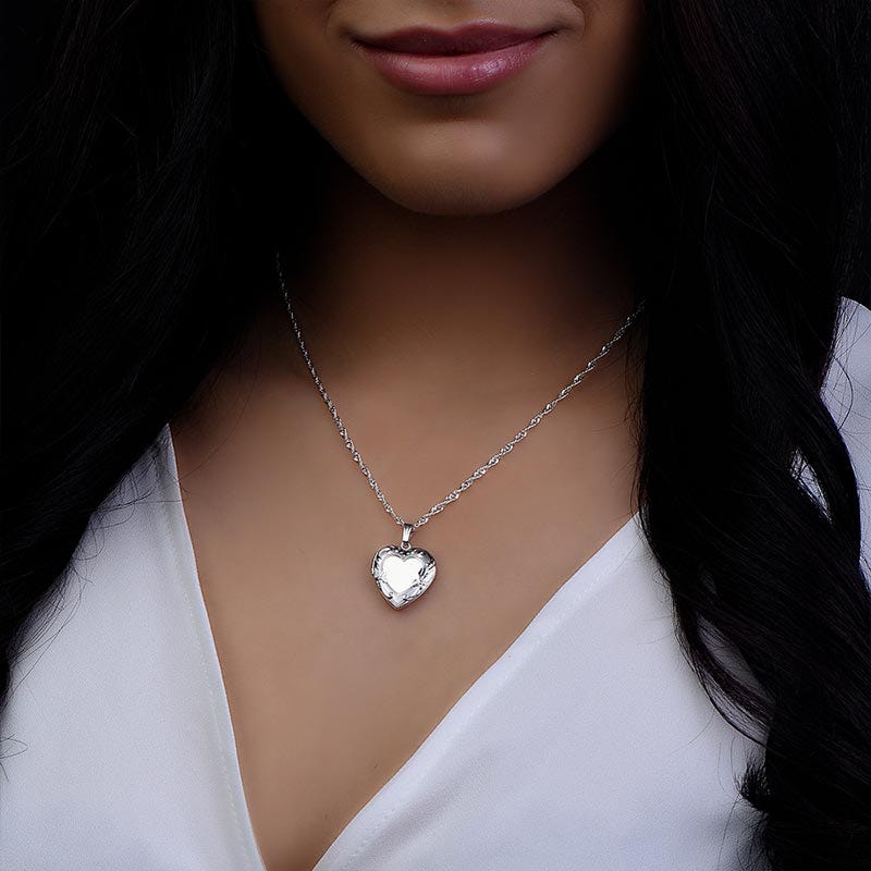 14k White Gold Floral Heart Photo Locket