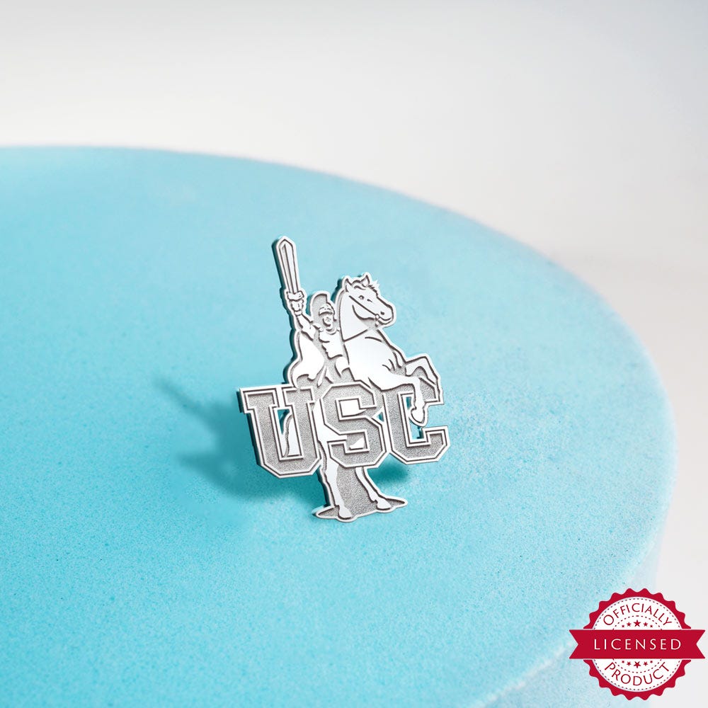 USC TRVLR Pin